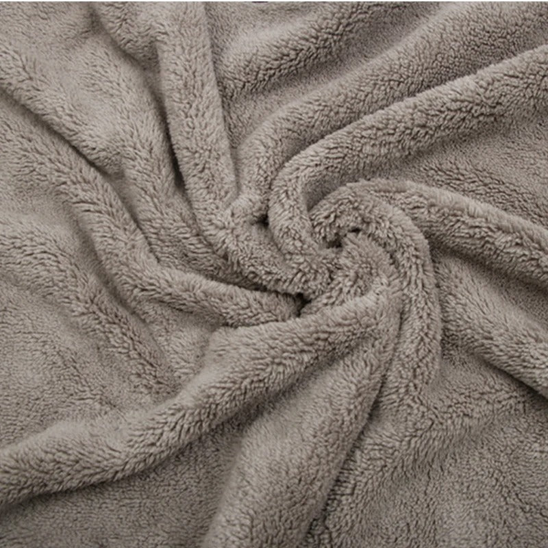 SEAMETAL Ultra-Soft Microfiber Towel – Precision Drying for Motorcycles