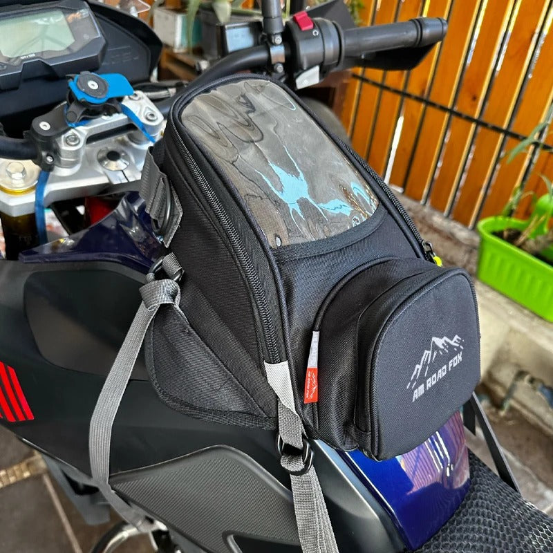 All Road Fox – Compact Motorcycle Tank Bag for Fast Access & Rugged Rides