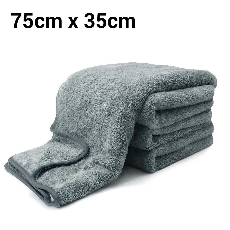 SEAMETAL Ultra-Soft Microfiber Towel – Precision Drying for Motorcycles